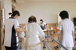 東3病棟 (回復期リハビリテーション病棟)